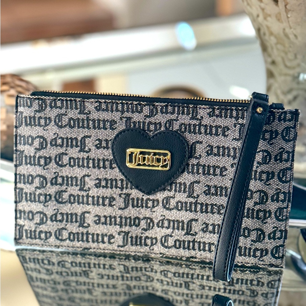 EUC Juicy Couture  Logo Black Statement Wristlet